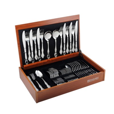 SET DE CUBIERTOS X 50...